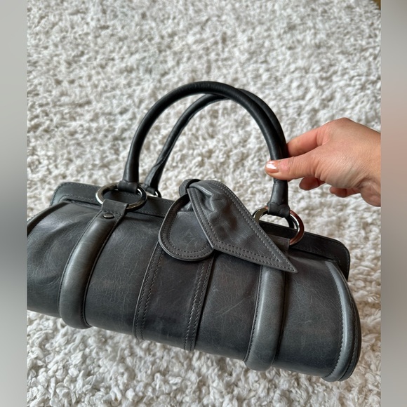 Authentic Givenchy hand bag - Picture 3 of 16